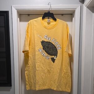 Gildan Yellow 'Get Jiggy With It' Graphic Short Sleeve Tee